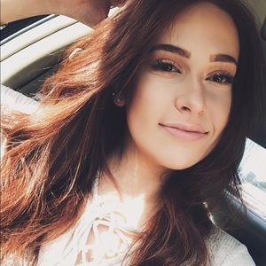 Meet your Posher, Brooke